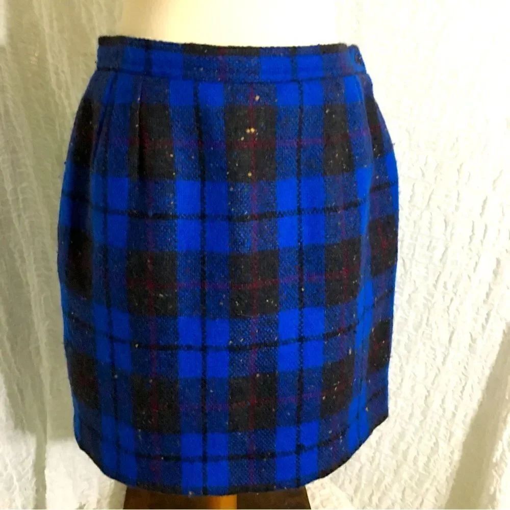 Valentino 100% Wool Blue Plaid Skirt Size 8